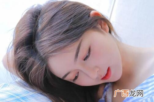 如何安慰女生心情不好能安慰到她心坎里？