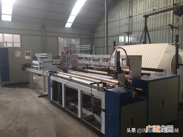 卫生纸机器设备多少钱一台,小型卫生纸加工设备多少钱一套