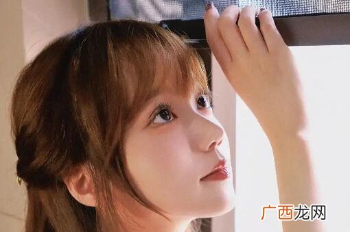 女生说她要秃顶了怎么回？打消她的焦虑感