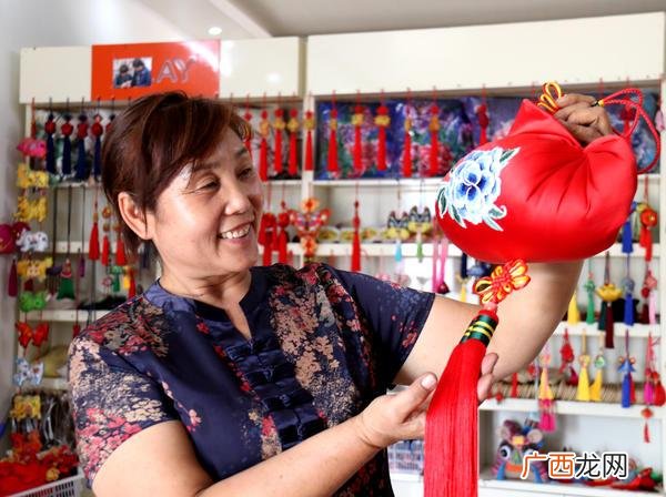 正规手工活,想做手工活怎么联系工厂有做香包
