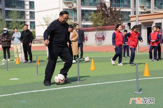 趣味运动会项目大全图 多人趣味运动会项目