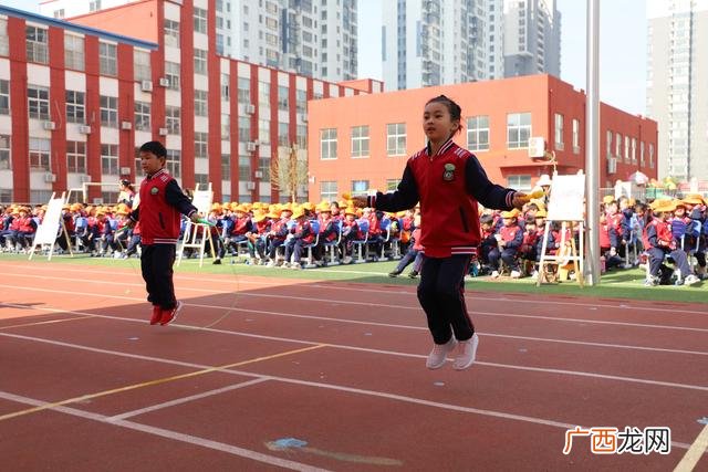 趣味运动会项目大全图 多人趣味运动会项目