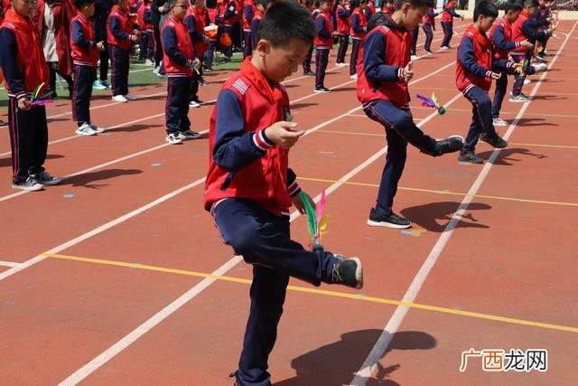 趣味运动会项目大全图 多人趣味运动会项目