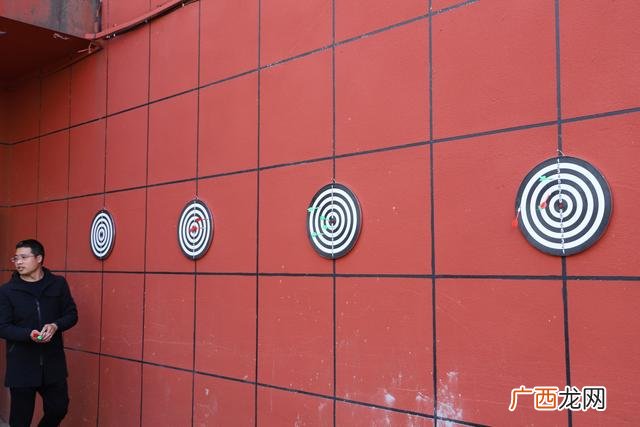 趣味运动会项目大全图 多人趣味运动会项目