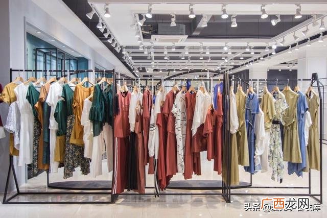 女装是进货好还是加盟好,卖女装从哪里拿货比较好
