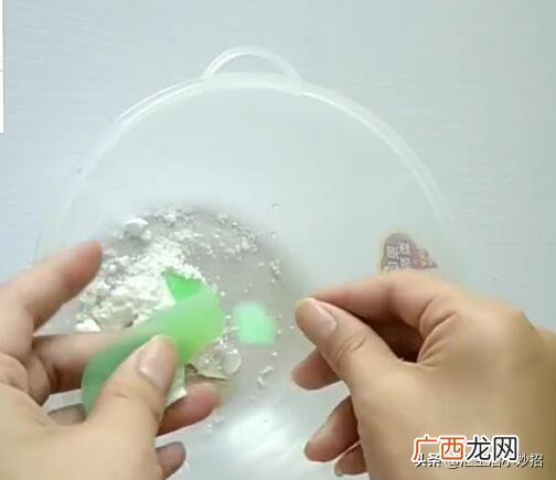 洗衣液母料制作方法 自制正宗洗衣液的配方大全