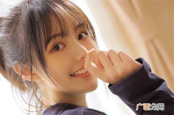 女生说找长期听话的狗子什么意思，为什么