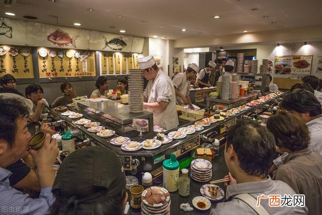 女生想开个小店投资小 女人开店找项目推荐