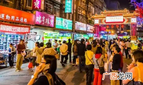 冬天最火爆的地摊小吃有哪些，适合冬天摆摊的小生意