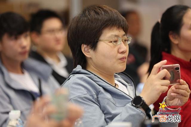 公益创业靠什么挣钱 公益创业如何维持