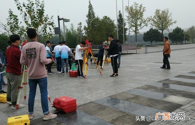 男孩子做什么工作赚钱,男生在北京做什么工作挣钱
