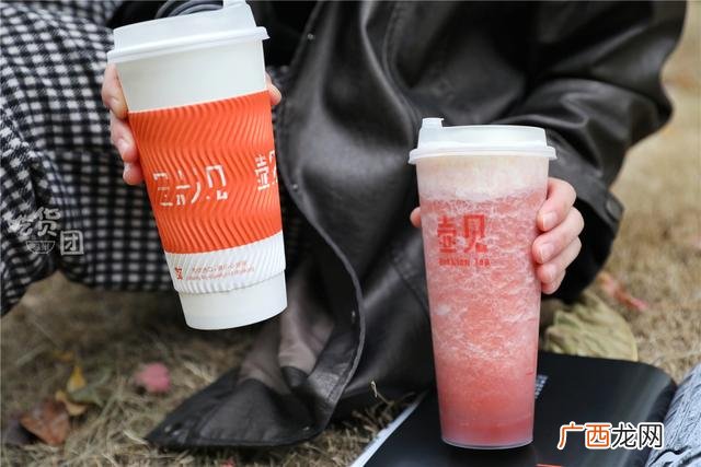 草莓奶茶图片,黑海盗奶茶图片