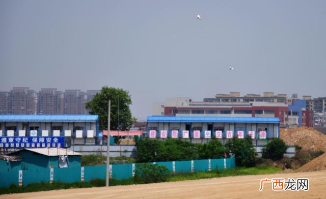 想承包小工程去哪里找 建筑工地包什么活干好