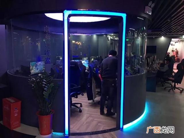 网吧创新创业计划书,网吧创业计划书