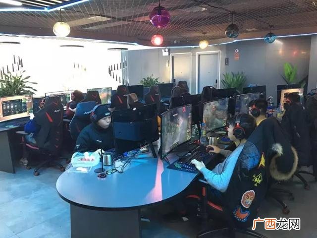 网吧创新创业计划书,网吧创业计划书
