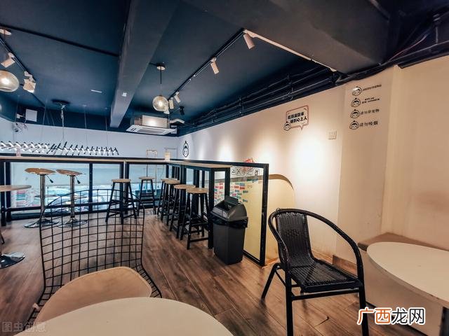 我的企业想法是服装店 开奶茶店的企业想法