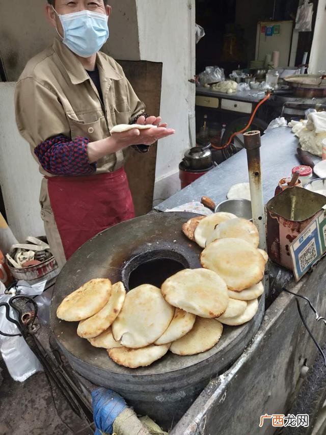 梦见小吃店 女人梦见买小吃