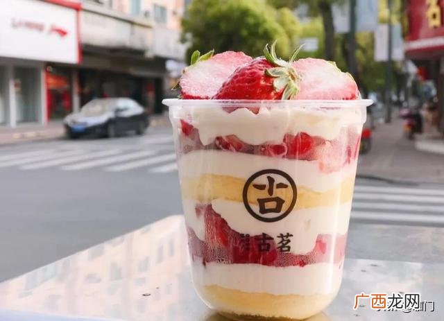 阿水大杯茶加盟官方网,阿水加盟需要多少钱