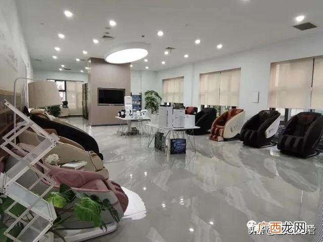 共享雨伞加盟需要多少钱,共享店铺系统多少钱一套