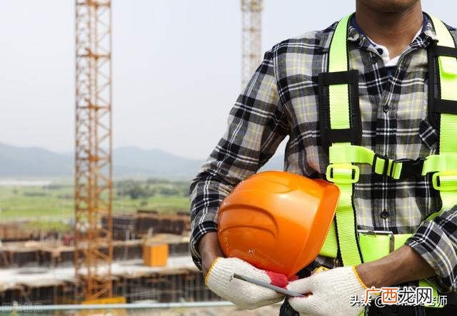 项目工程师证书怎么考 注册工程师证怎么考