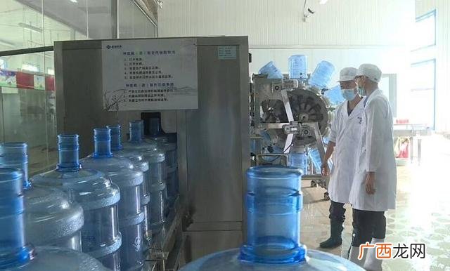 大桶水一桶多少升 大桶矿泉水批发