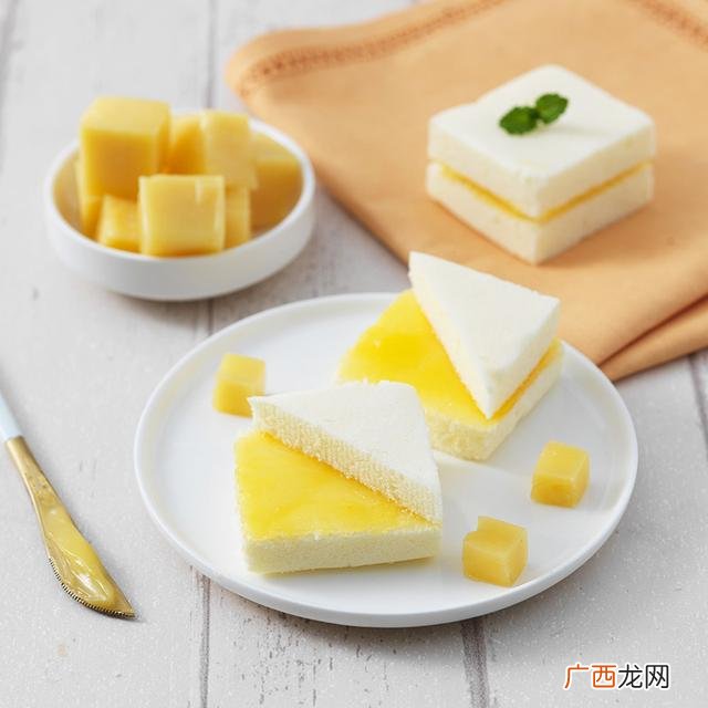 一元小食品厂家代理,5块5休闲零食进货渠道