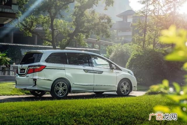 刚创业的老板开什么车 适合创业开的车