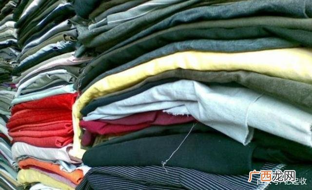 收购旧衣服去哪里找销路 废旧衣服回收厂家地址