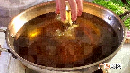 美食冒烟雾是怎么弄的,冒烟火锅杯怎么做的