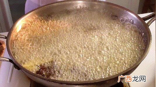 美食冒烟雾是怎么弄的,冒烟火锅杯怎么做的