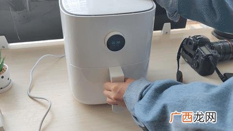 卖炸串用什么样的炸锅,炸串创业须知
