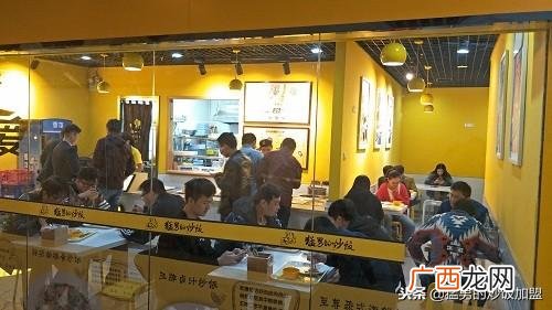 好的小资金创业门路,加盟热门的小额创业门路