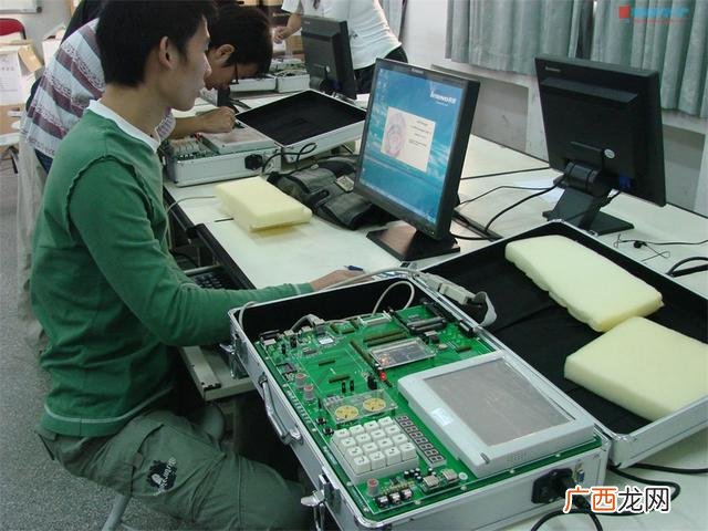 2021适合干什么行业 2021年应该做什么行业