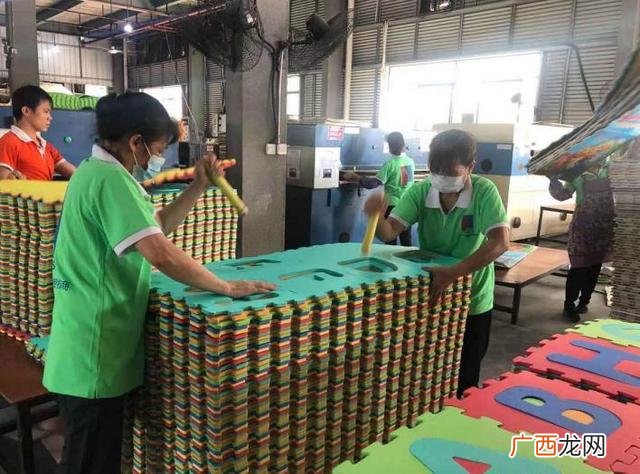 插花手工活外发厂家,手工插花外发加工