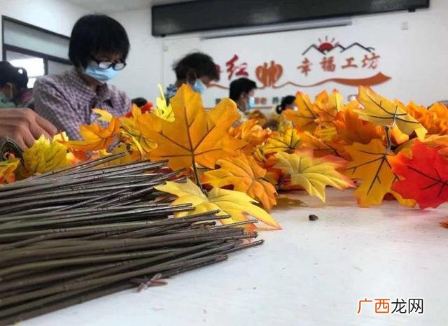 插花手工活外发厂家,手工插花外发加工