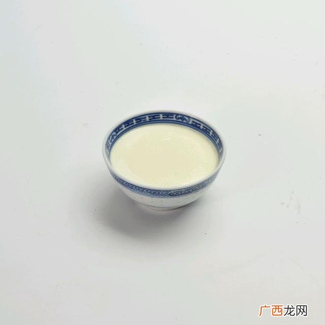 家庭双皮奶的简单做法 奶茶超简单做法