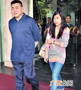 刘銮雄到底多有钱,刘銮雄500亿现金