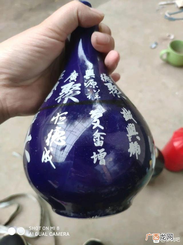 洗衣液桶制作花盆图片 洗衣液空瓶的利用