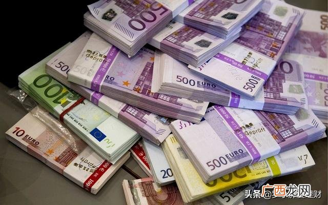 开袜子厂一年赚多少钱 投资袜子厂要多少钱