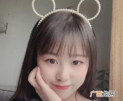 喜欢自拍的女生的性格，根据她的自拍照就能分析