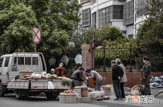 没人愿意干的暴利行业 投资低金额创业新门路