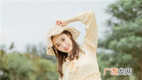 逗女朋友开心的聊天套路一问一答，逗女孩子开心的套路话