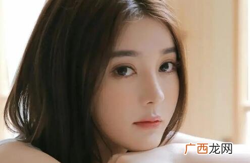 女生什么行为表示喜欢你？说明女生想给你机会