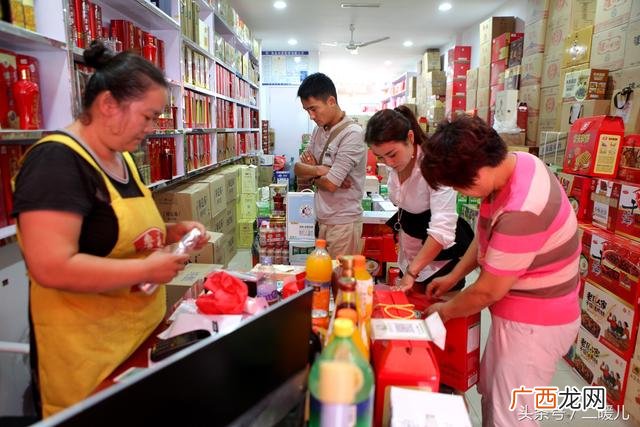 临沂休闲零食批发市场 休闲小食品批发网