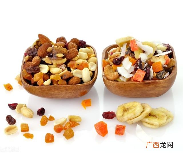 5块5休闲零食进货渠道 五块五小食品批发