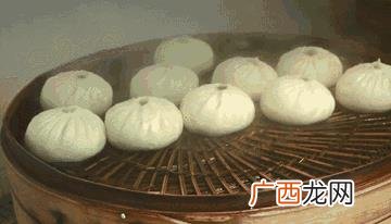 一天卖100个包子,一天卖一万个包子