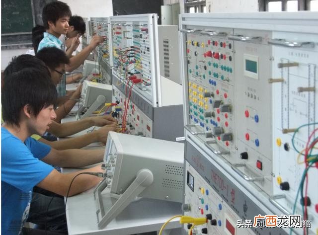 大专建设工程管理有用吗,建筑工程技术大专毕业能去干什么