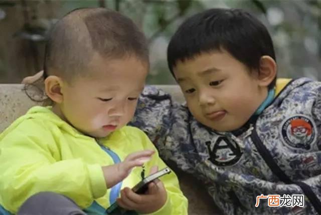 丑小鸭动画片,丑小丫美美