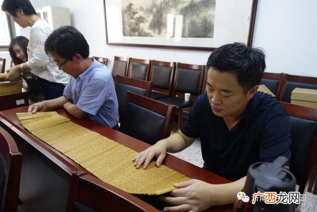 三孔双线穿绳方法,线装书的穿线方法图解