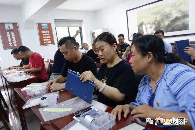 三孔双线穿绳方法,线装书的穿线方法图解